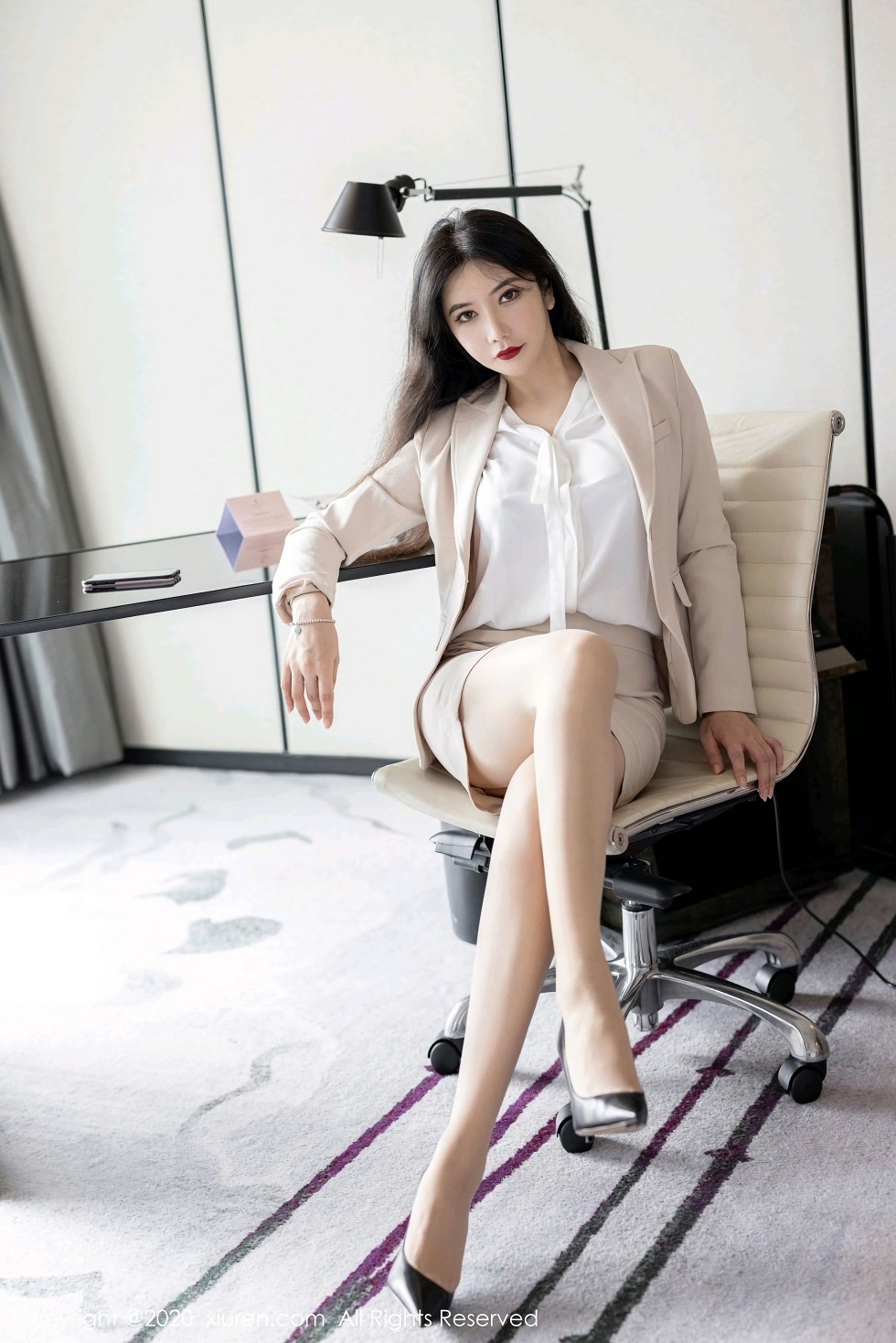 女神心妍小公主私房床上紫色蕾丝内衣秀惹火身材撩人诱惑写真 女神心妍小公主私房床上紫色蕾丝内衣秀惹火身材撩人诱惑写真