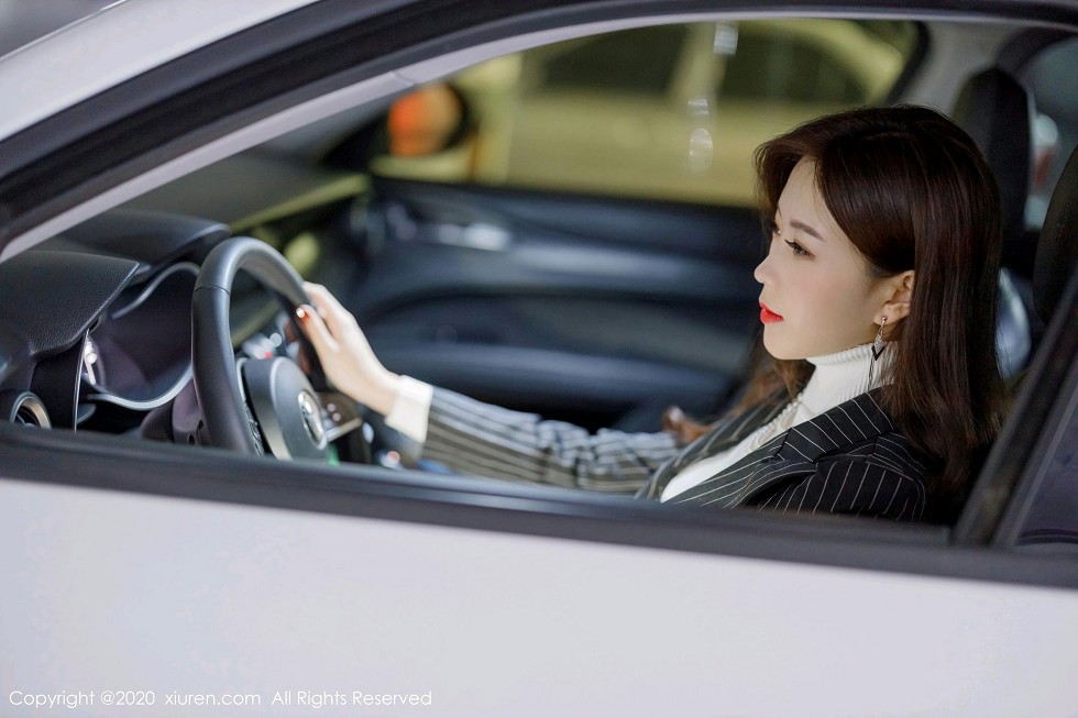 XiuRen第2910期_嫩模杨紫嫣Cynthia职场女老板主题半脱露开档黑丝裤袜诱惑写真66P XiuRen第2910期_嫩模杨紫嫣Cynthia职场女老板主题半脱露开档黑丝裤袜诱惑写真66P