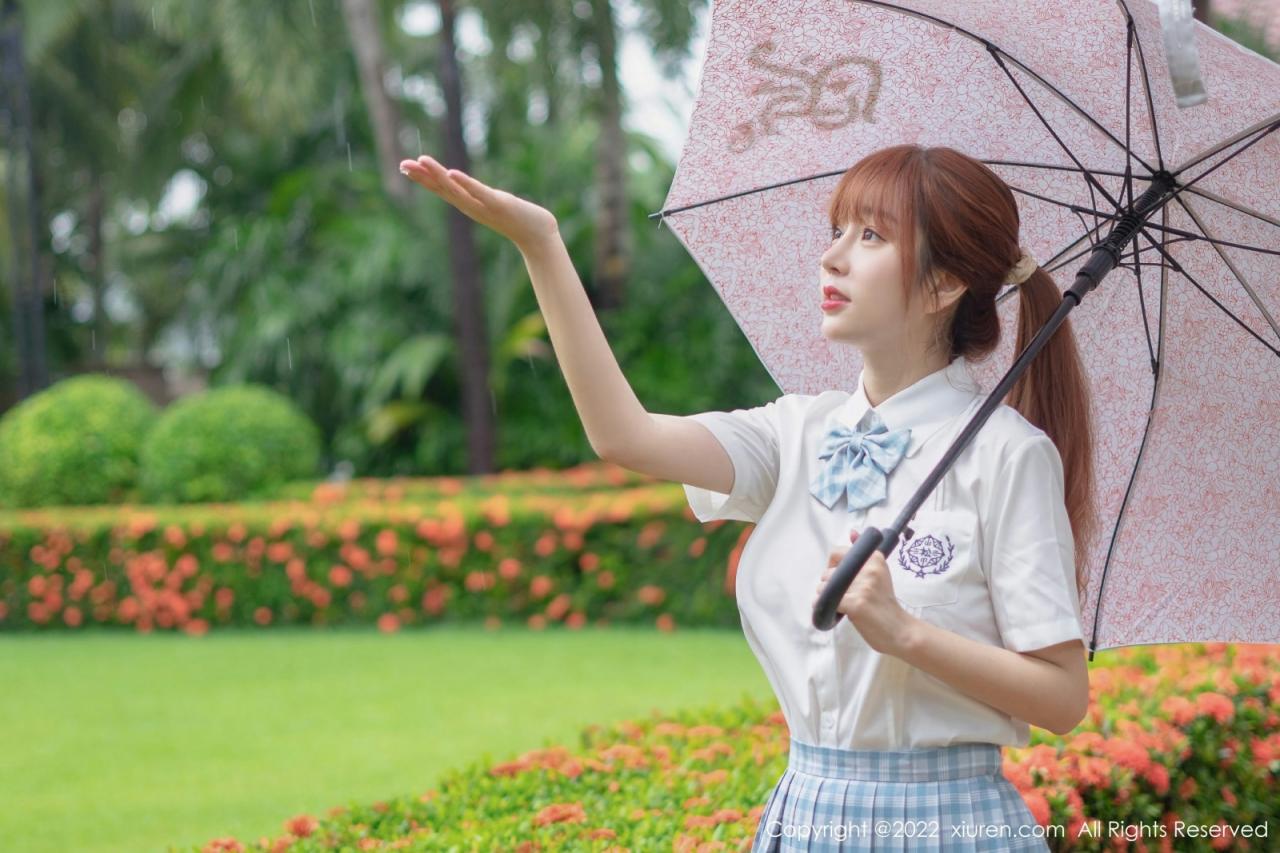 [XiuRen秀人网] 2022.06.13 No.5137 王雨纯 蓝灰色格子裙 性感写真 [46+1P]